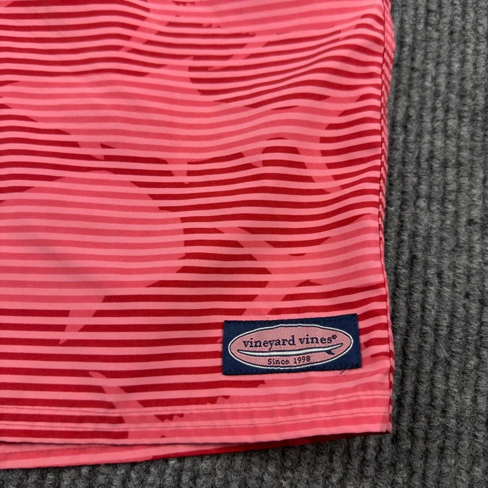 Vineyard Vines Mens Pink Shark Stripe Board Shorts Swim Trunks‎ 1M2023 Size 32
